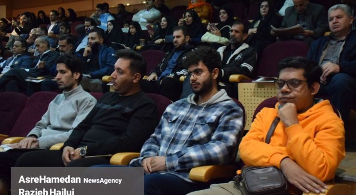 نشست دانشجویان بوعلی همدان با وزیر امور خارجه