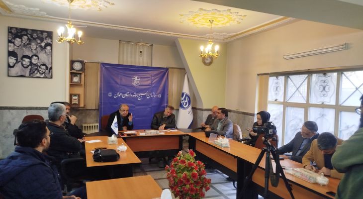 نقد نگاه صفر و صدی به تاریخ انقلاب