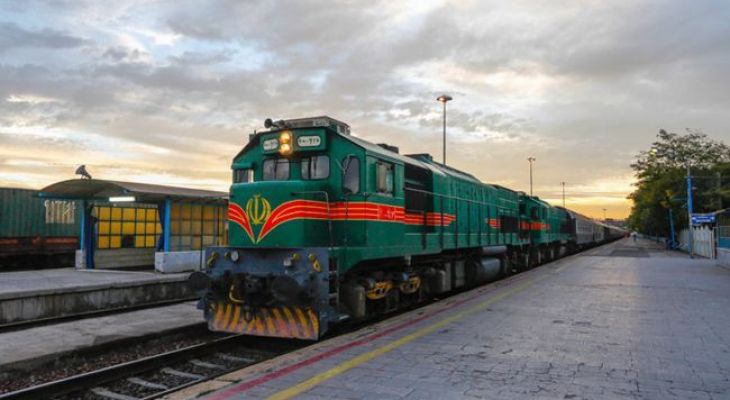 پیش‌فروش بلیت قطارهای مسافری اسفندماه آغاز شد