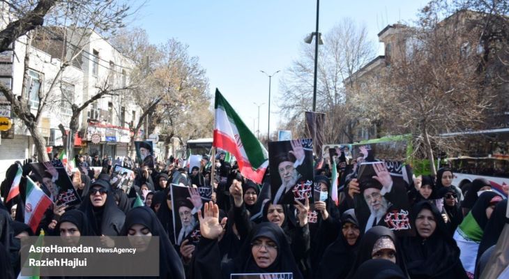 اجتماع «بانوان دیار الوند» در عزای رهبر انقلاب