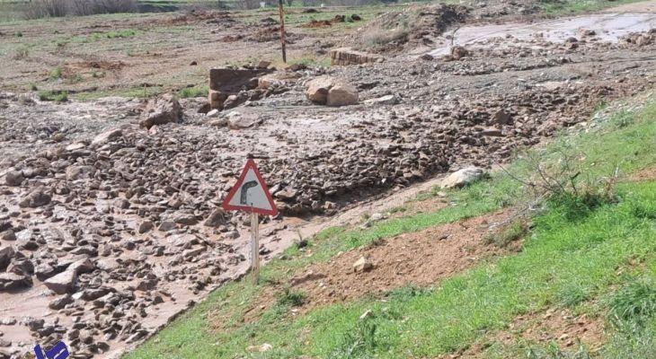 رانش زمین و انسداد محورهای چند روستای نهاوند