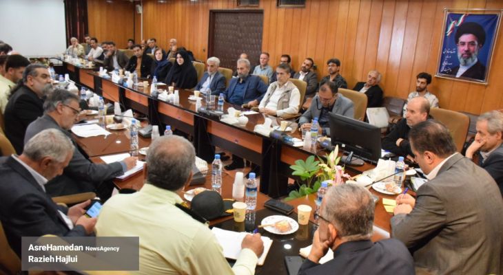برگزاری جلسه هم‌اندیشی «اقتصاد در جنگ» در همدان