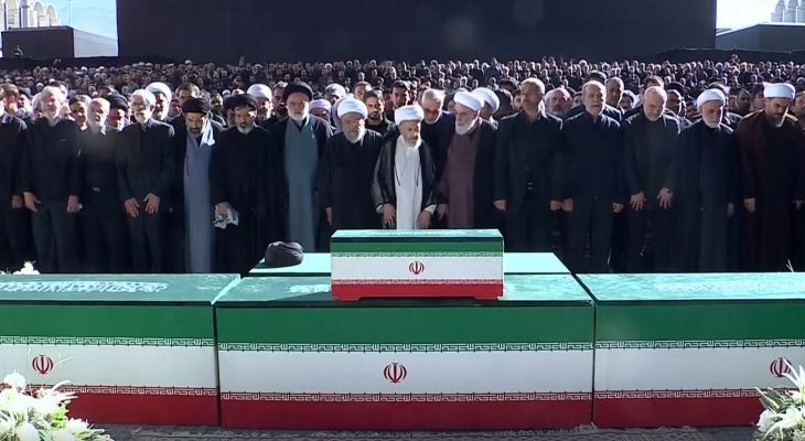مصلی تهران؛ تجلی شکوه وداع در وحدت مردم