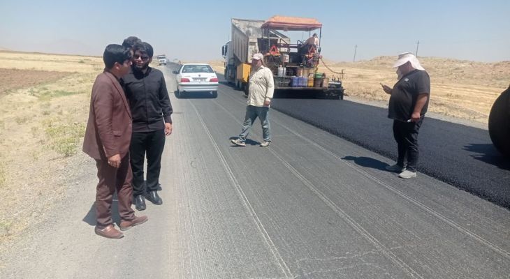 آماده‌سازی ۹ کیلومتر از محور نهاوند به فیروزان