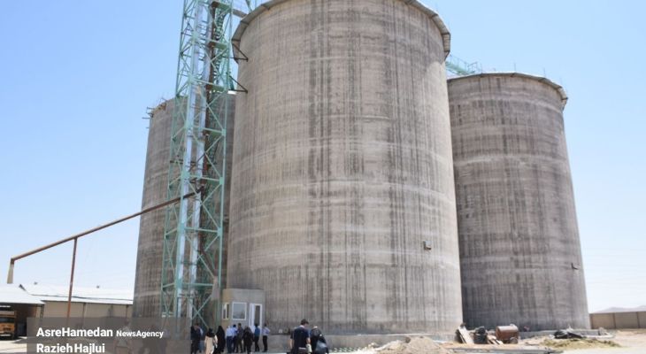 بازدید خبرنگاران از کارخانه آرد اطمینان همدان