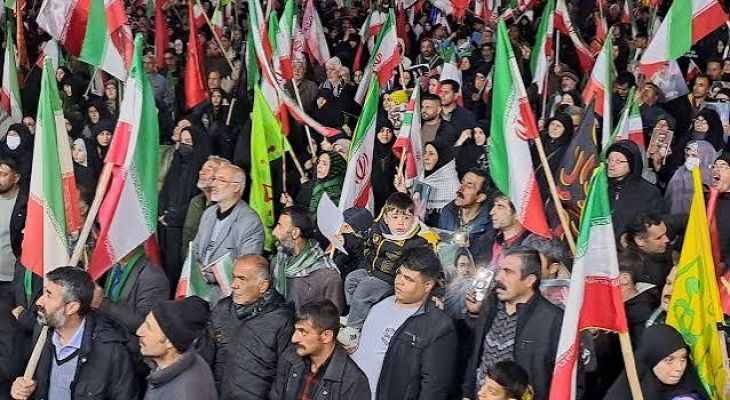 بازاریان همدان همگام با نظام و انقلاب