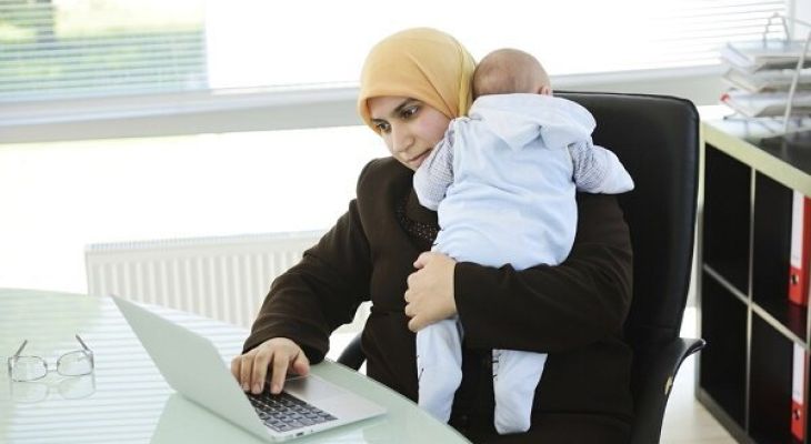 ساعت‌کاری مادران، مانع تربیت نسل آینده