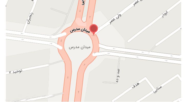 ترافیک میدان مدرس شهروندان را آزار می‌دهد