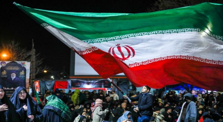 دشمن به دنبال شکستن انسجام اجتماعی ایرانیان است